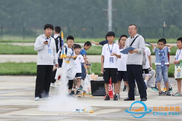 全国青少年航空航天模型教育竞赛活动陕西赛区选拔赛在西安举行-2.jpg