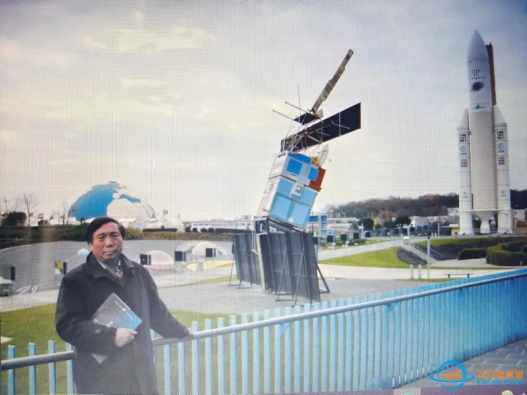 离任前我登上了＂和平号＂(Mir)空间站 | 我所热爱的法语与艺术(五十五)w14.jpg