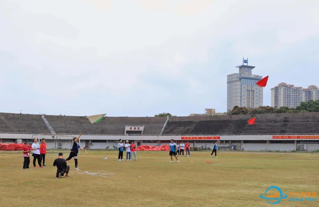 广东省“冯如杯”航空航天模型冠军赛在恩平开幕!天空很辽阔,我们一起飞···w11.jpg