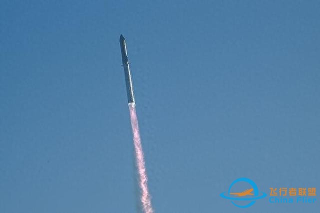 SpaceX“星舰”第六次试飞成功！特朗普亲临现场观看-1.jpg
