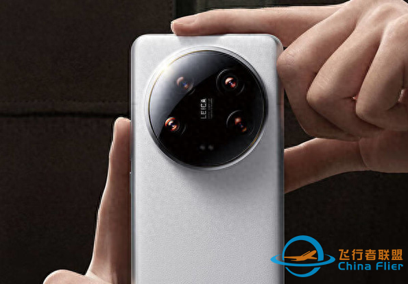 小米15 Ultra配置再曝光：卫星通信+2亿长焦+IP69-1.jpg
