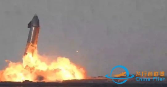 快讯!SpaceX火箭成功着陆后爆炸w2.jpg
