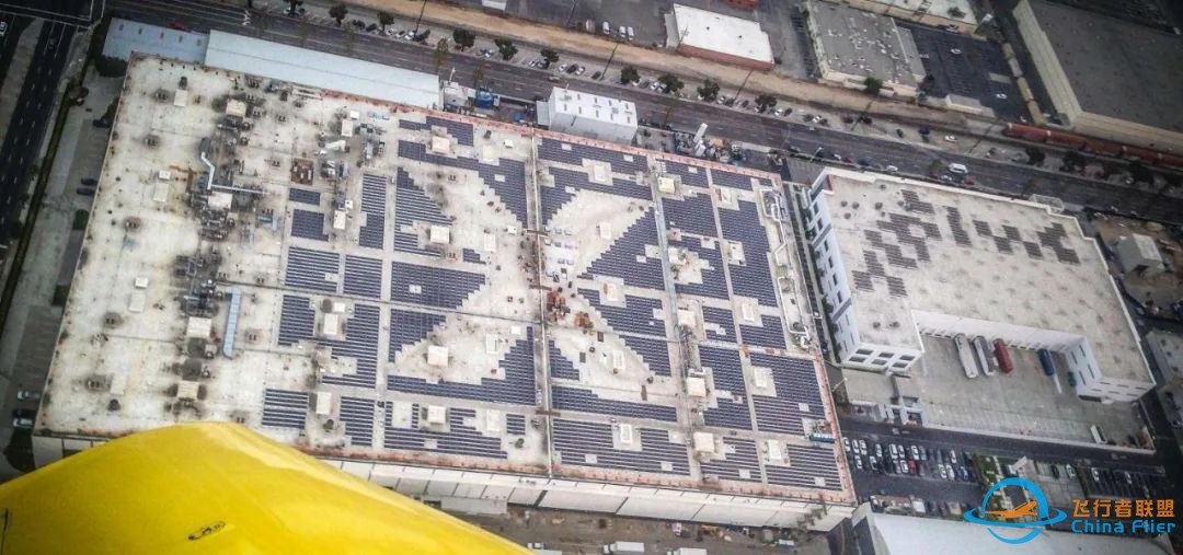 SpaceX 上天,特斯拉数钱w6.jpg