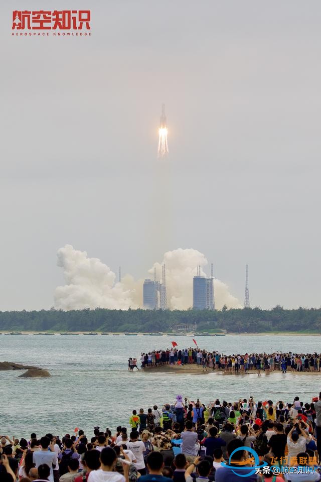 30年，为这一刻！中国空间站核心舱发射成功！现场超燃大图来了-3.jpg