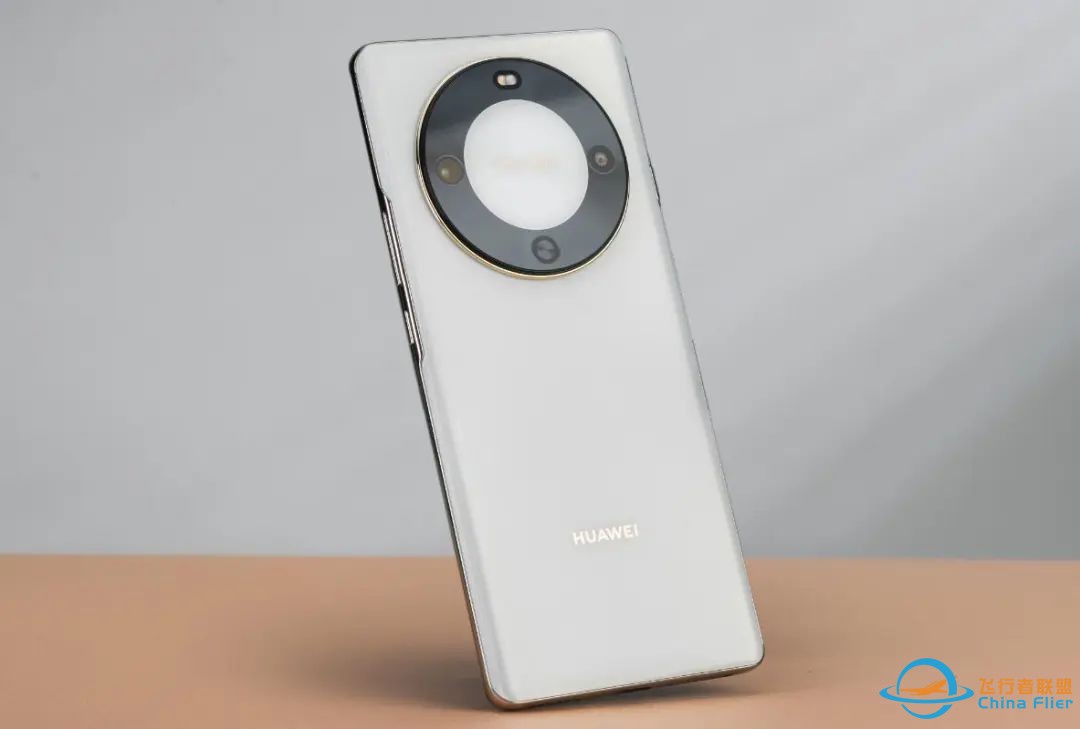 1648元,还带北斗卫星通信,华为新机把小米都看傻眼了w5.jpg