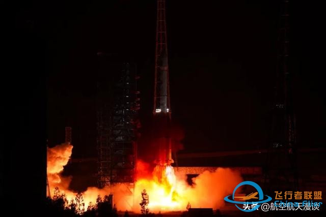 我国成功发射中星10R卫星，长征三号乙运载火箭再立新功-3.jpg