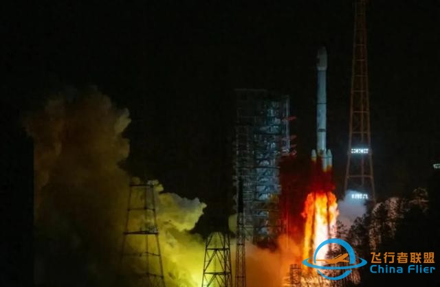 中国成功发射中星10R卫星！美媒：不透明，没提供频段，目的不明-1.jpg