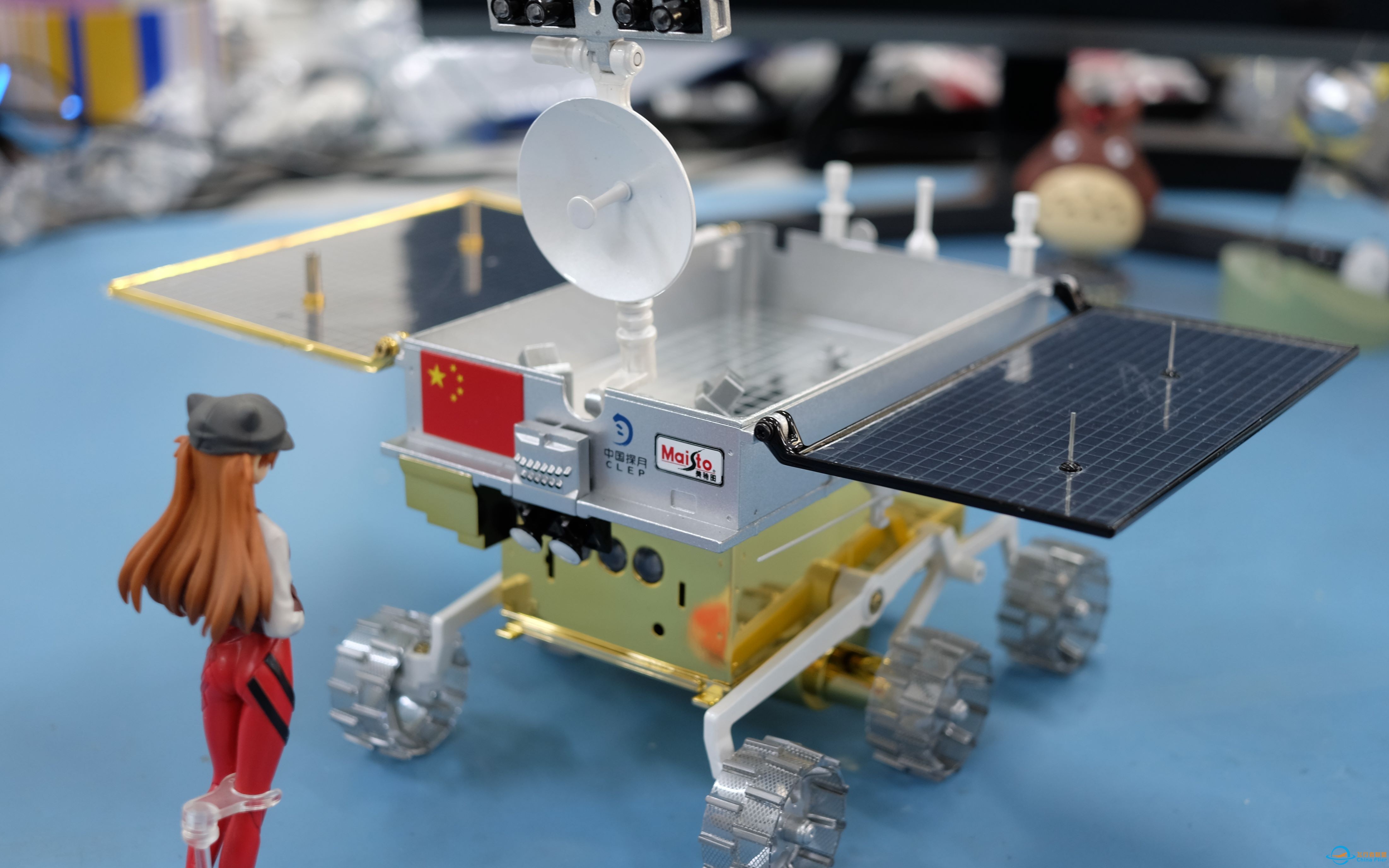 月球车玉兔二号与明日香的终极对决！-1.jpg